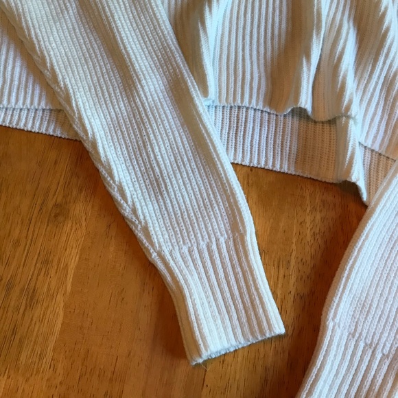 Heavy sweater - Picture 8 of 12